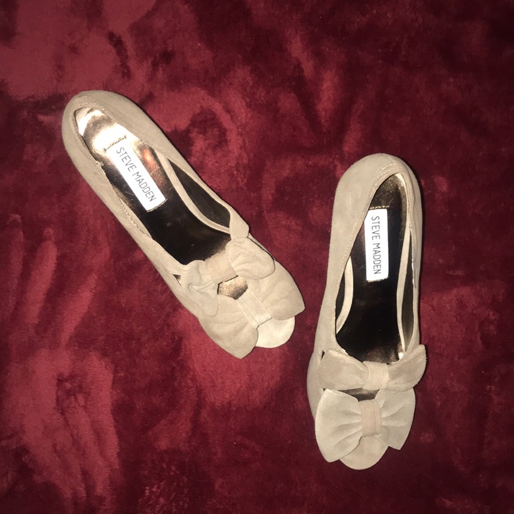 Light Olive/Brown Peep Toe Steve Madden Heels